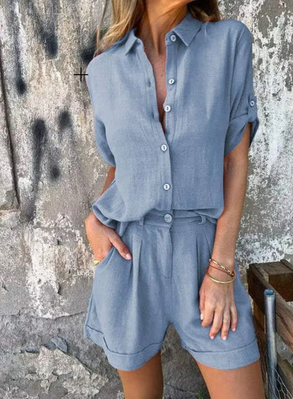 Sofistikeret Sommerlook med Skjorte og Shorts