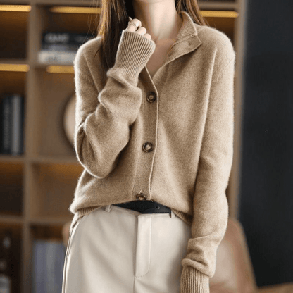 Women’s Luxury Elegant Cardigan – Soft Warm Knit Vest Chic Comfortable Layering Piece
