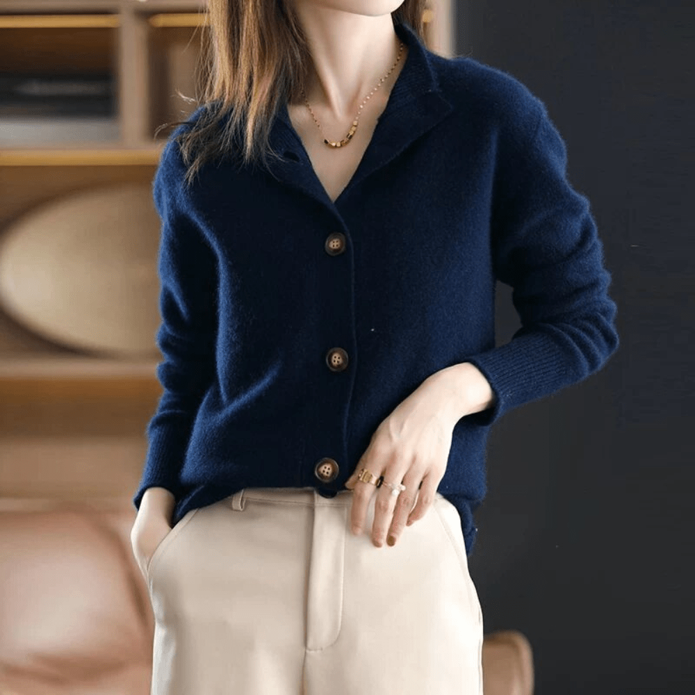 Women’s Luxury Elegant Cardigan – Soft Warm Knit Vest Chic Comfortable Layering Piece