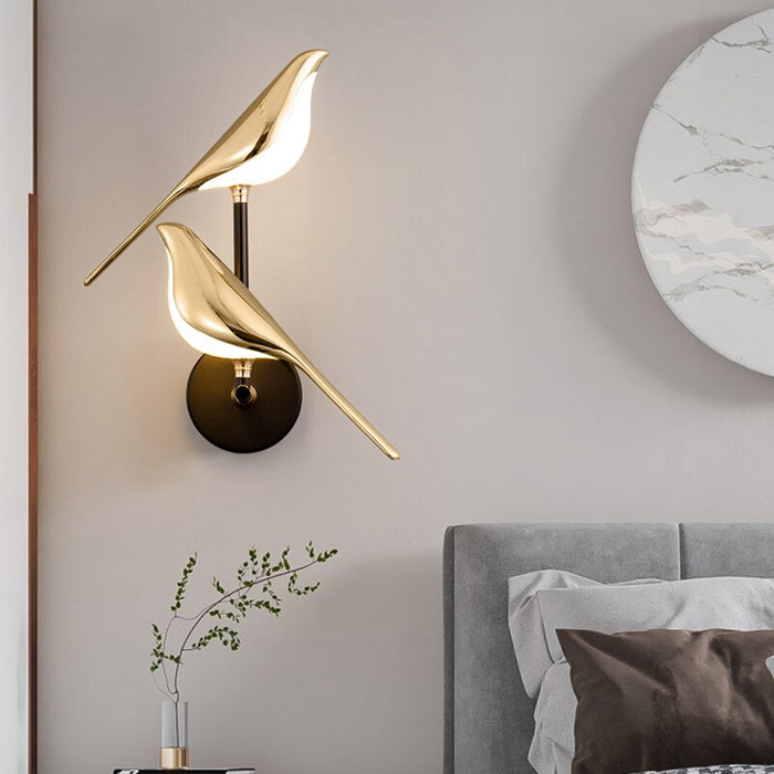 Malo | Moderne Vogel Wandlamp – Luxe Goudkleurig Design met Energiezuinige LED