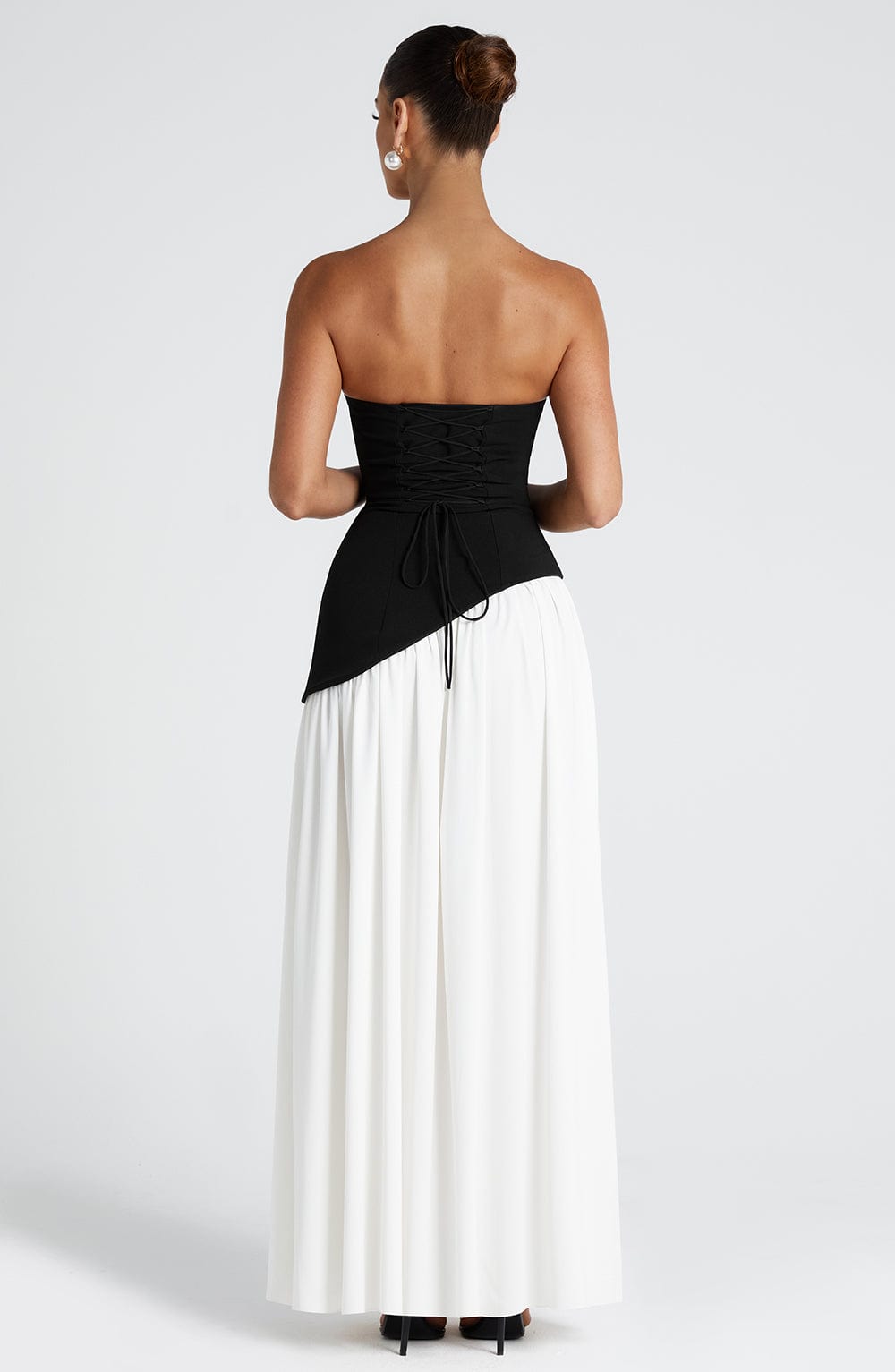 Sopheline - Strapless maxi jurk met hoge split en asymmetrische taille dames