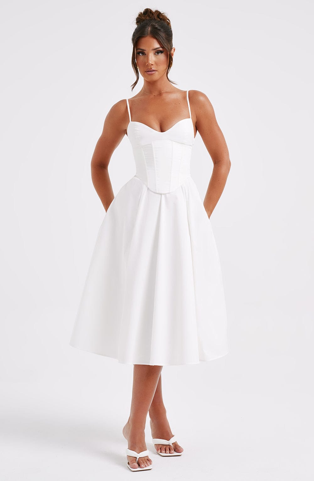 Maileen – Elegantne midi kleit