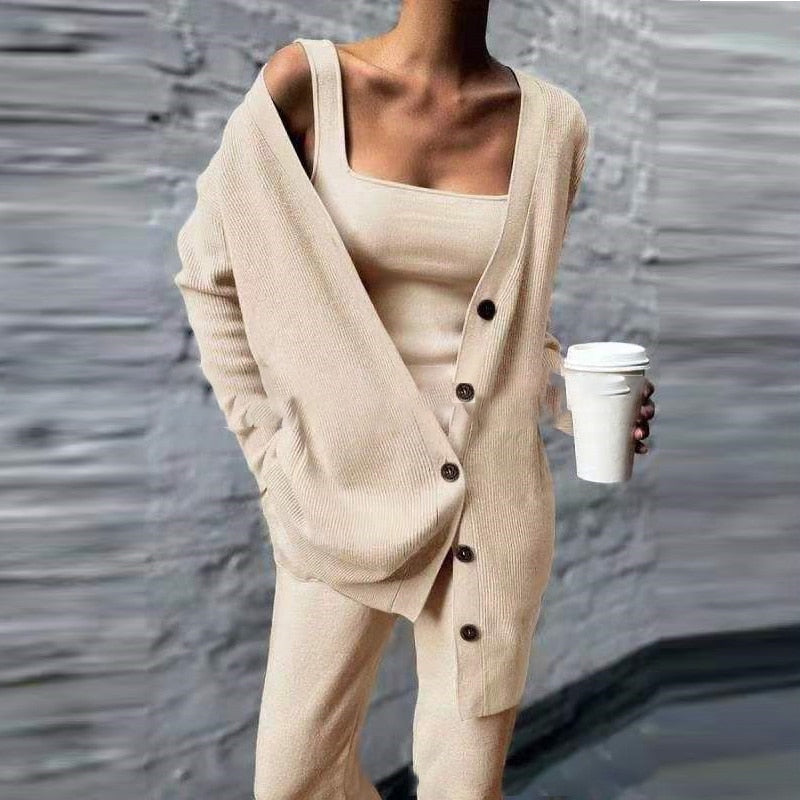 Women’s Three Piece Jogging Set Comfortable Soft Loungewear Casual Everyday Outfit Relaxed Fit Hoodie and Trousers