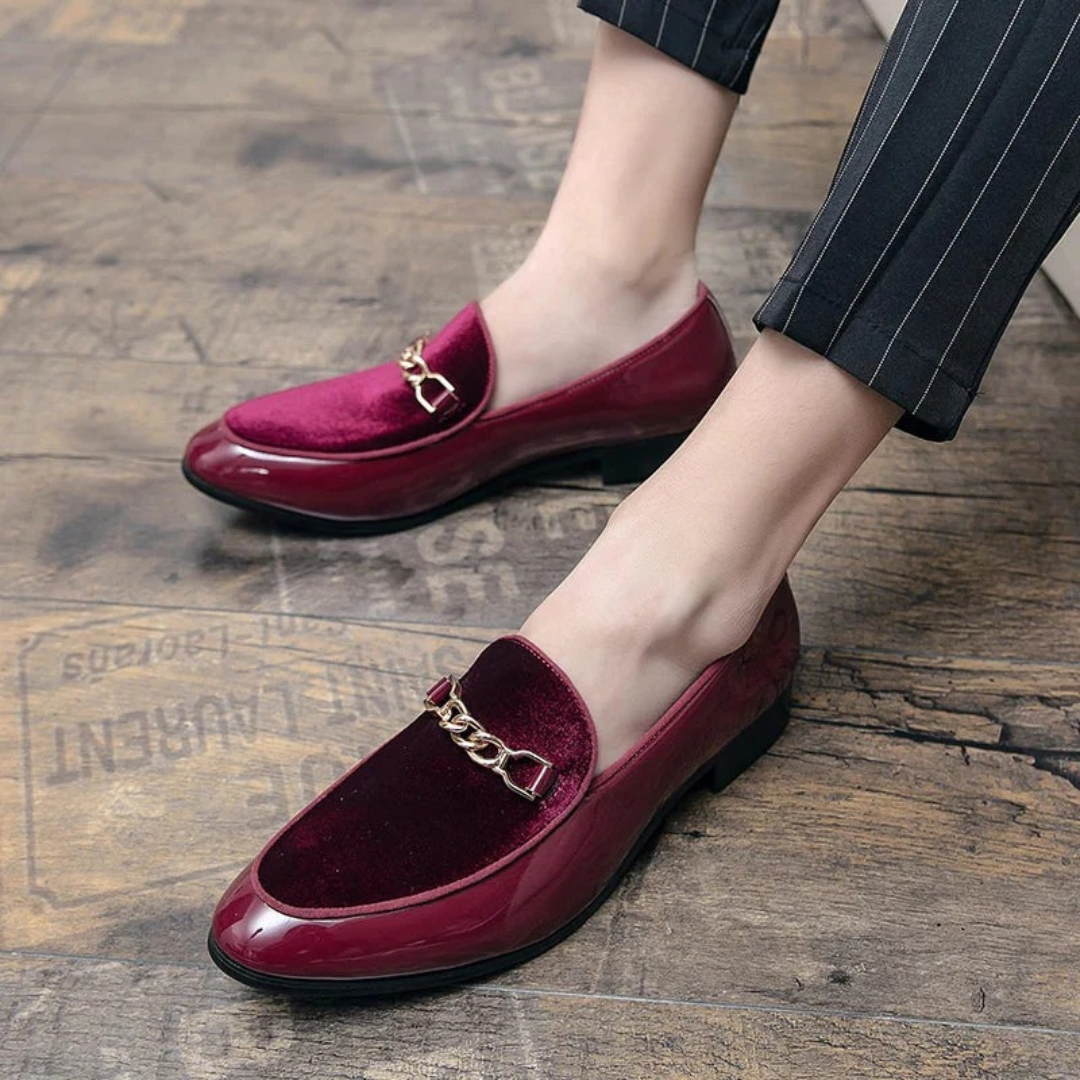 Martina | Damen Klassische Slip-On Loafer Kette