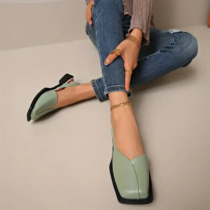 Scarpe basse slip-on in pelle da donna