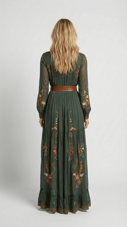Elegant maxi-kjole med boheme-print og bindebånd i taljen