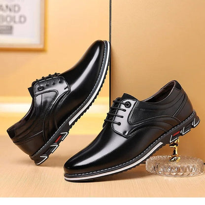 Men's Lace-Up Oxford Shoes with Perforated Panel and Contrast Sole