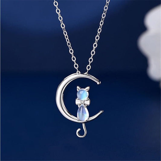 Collana a Mezzaluna in Pietra della Luna e Gatto