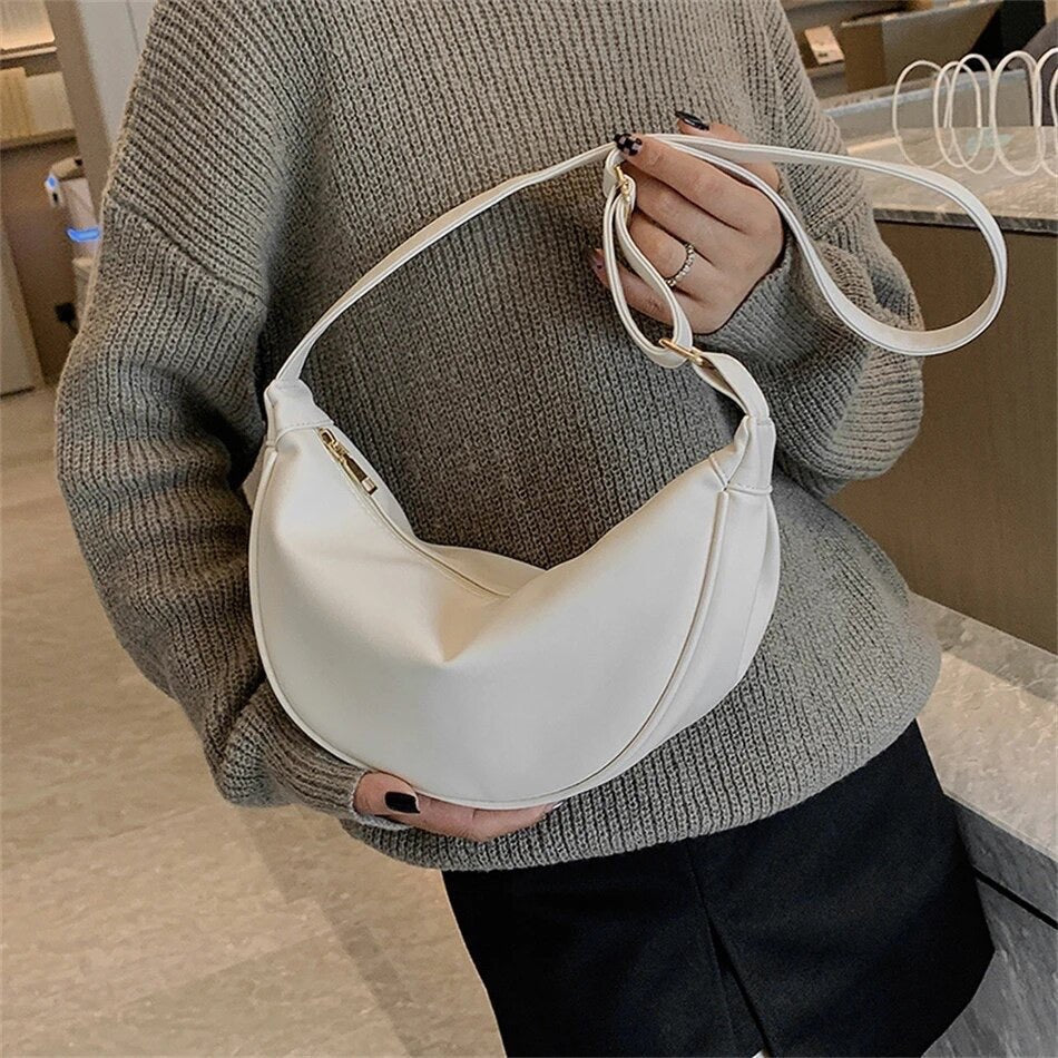 Nina | Bolsa de Couro Pequena Prática para Viagem Estilosa