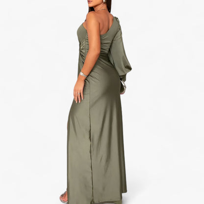 Satin-Langes Kleid - Elegant und Komfortabel - - Satin-Langes Kleid - Elegant und Komfortabel - €25 - Concept Frankfurt