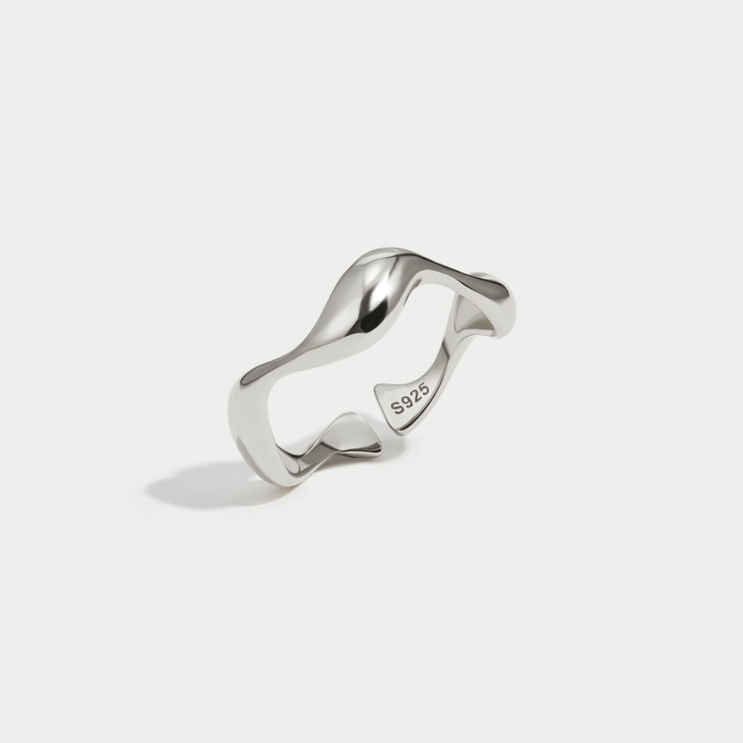 タベア – 柔らかなカーブのシルバーリング。 - Midori Maison