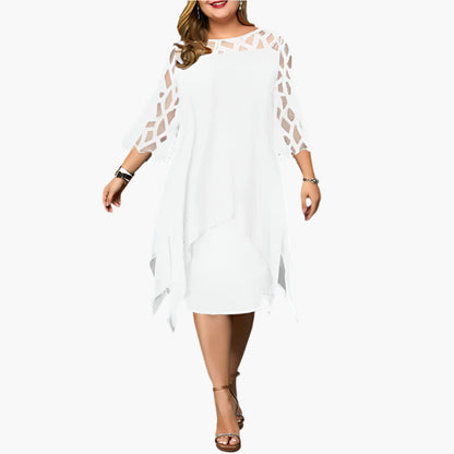 Elegant plus-size midikjole til kvinder med blondeærmer – perfekt til fest og ceremoni