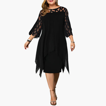 Elegant plus-size midikjole til kvinder med blondeærmer – perfekt til fest og ceremoni