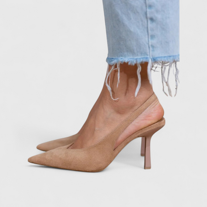 Aniya – Pumps Mit Spitzer Zehenpartie Und Fersenriemen