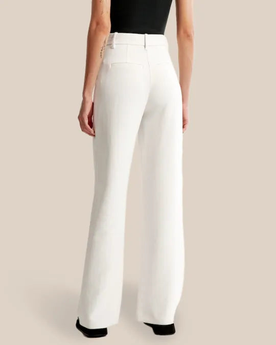 Bequeme Hochtaillierte Weite Passform Hose für einen Stilvollen Look