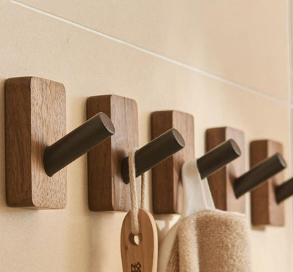 Essentia | Zelfklevende Houten Haken