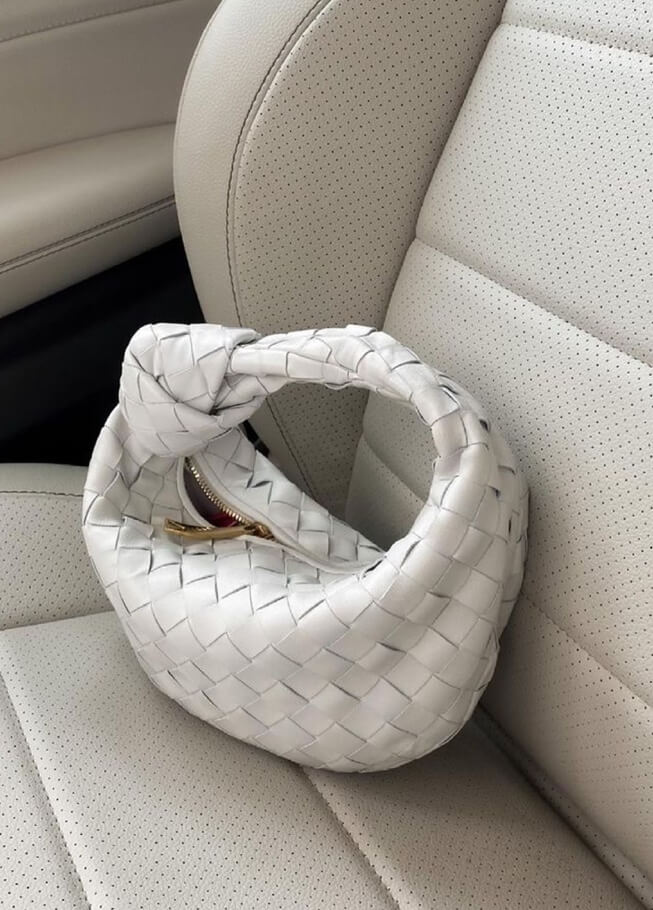 Mini sac tissé à la main – sac à main élégant et artisanal
