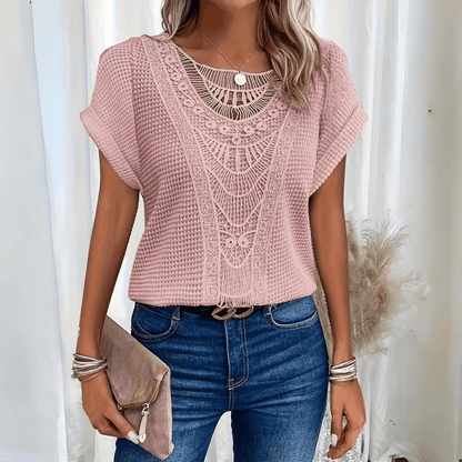 Sophie | Top med elegante kanter