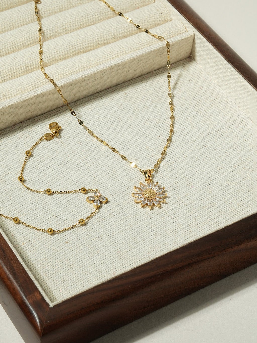 Tournesol – Collier en or éclatant