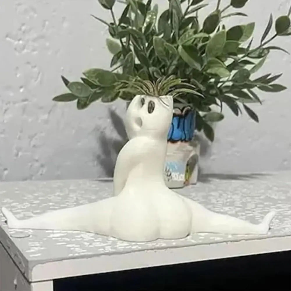 Spooky Shape Air Plant Display - SpookyBuddy-State of Style