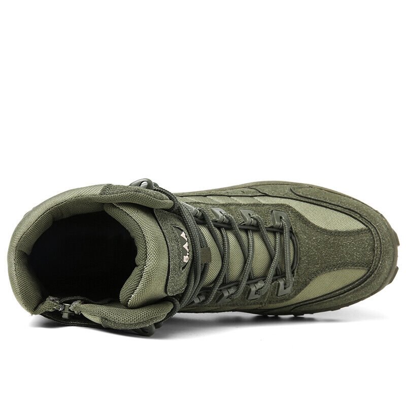 Chaussure de randonnée verte pour homme, vue de dessus, lacets robustes, semelle antidérapante, idéale pour trekking et activités extérieures.