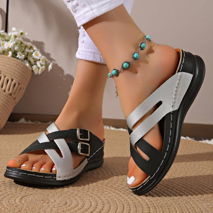 Gürtel-Sandalen für Damen mit dicker Sohle – Das aktuelle Modetrend! - Roborro