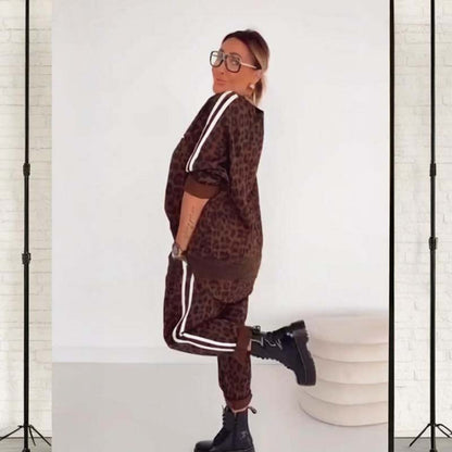 Reina | Damen-Zweiteiler, mit Leopardenmuster & modern