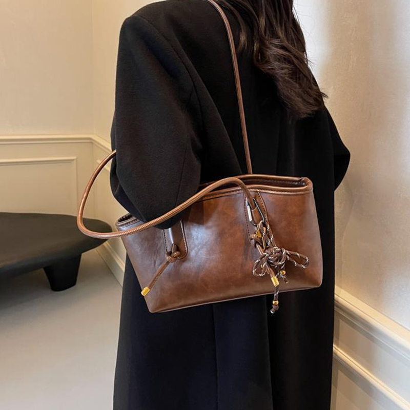 Sepanie | Elegante Schultertasche mit weichem Vintage-Look