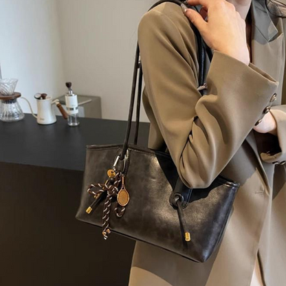 Sepanie | Elegante Schultertasche mit weichem Vintage-Look