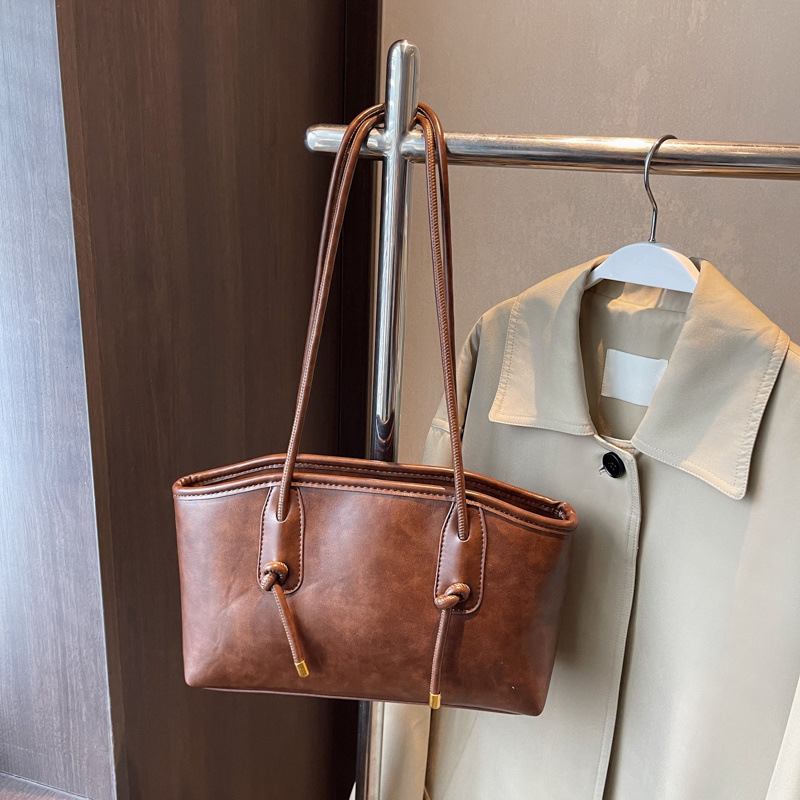 Sepanie | Elegante Schultertasche mit weichem Vintage-Look