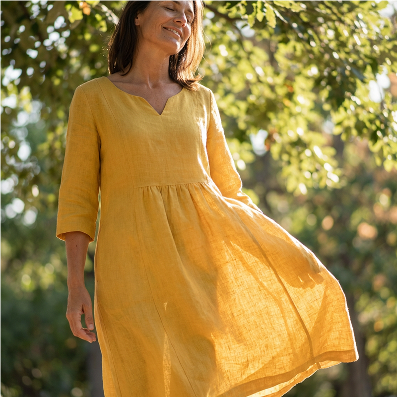 Lamcy | Natürliches Sommerkleid mit V-Ausschnitt und 3/4-Ärmeln