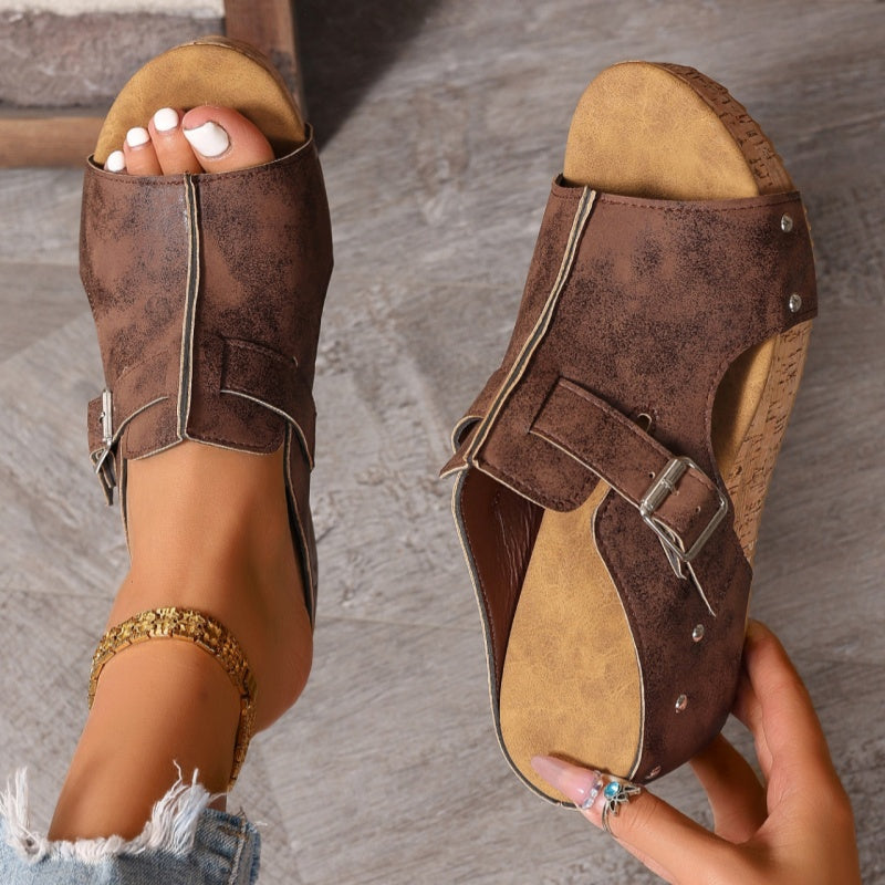 Omanda | Elegante Plateau-Keilsandalen mit Offener Spitze