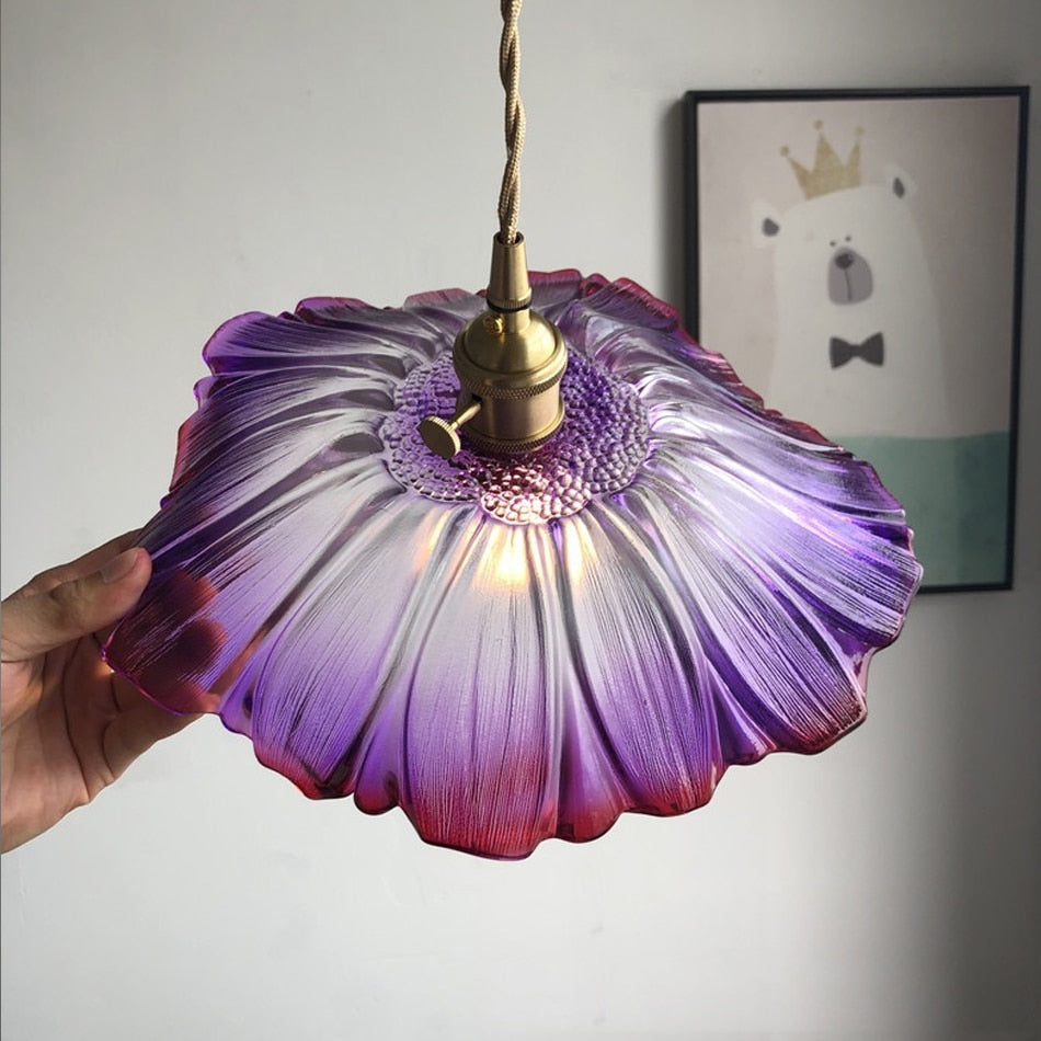 <strong>Vintage Blumen-Glas-Pendelleuchte</strong> – Elegantes Design für zeitlose Räume 2