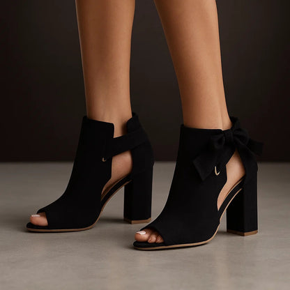 Celine - Raffinierte Peep-Toe-Pumps