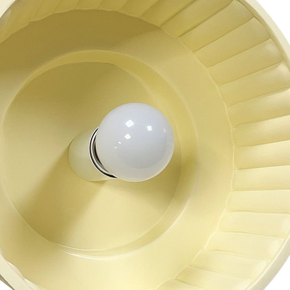 Nordycka Lampa Sufitowa z Ceramiki w Kremowym Kolorze