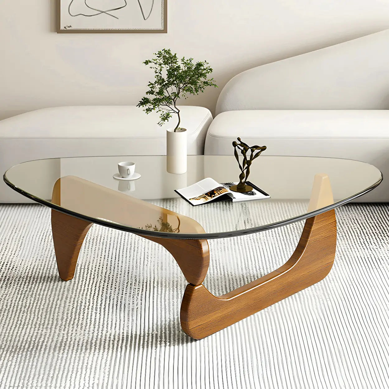 Driehoekige Glazen Salontafel met Houten Abstract Onderstel – Moderne Design Coffee Table met Transparant Tafelblad | Restfield
