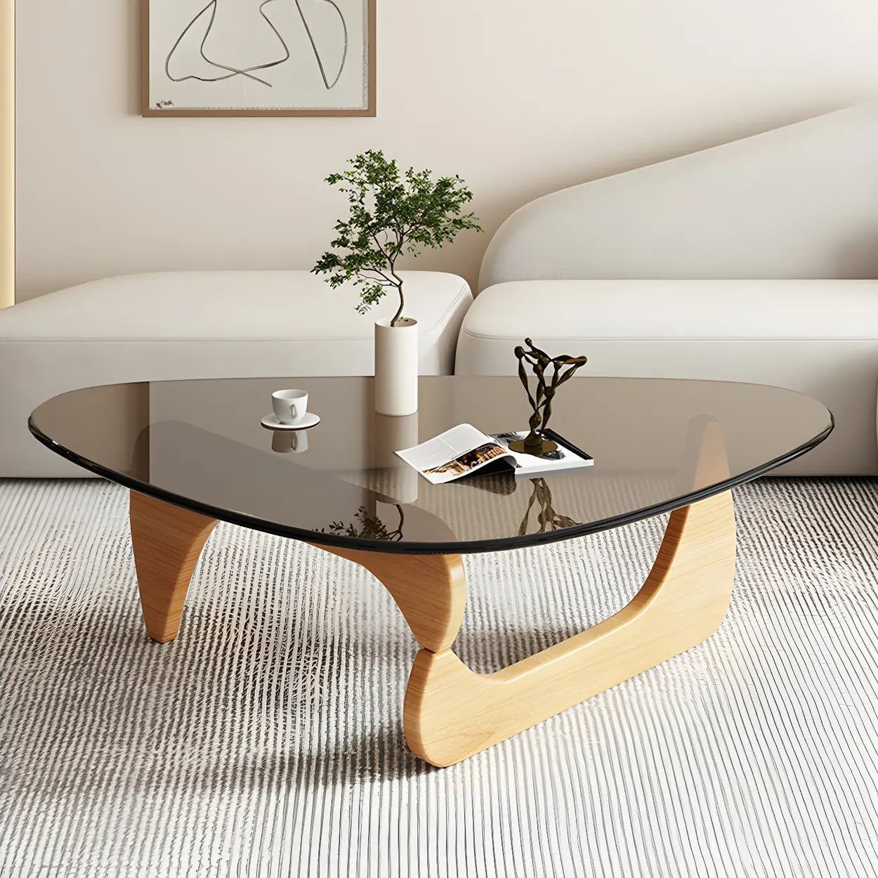 Driehoekige Glazen Salontafel met Houten Abstract Onderstel – Moderne Design Coffee Table met Transparant Tafelblad | Restfield