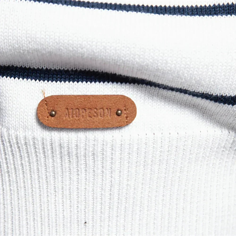 Sebastian | Herrenpullover mit Streifendesign