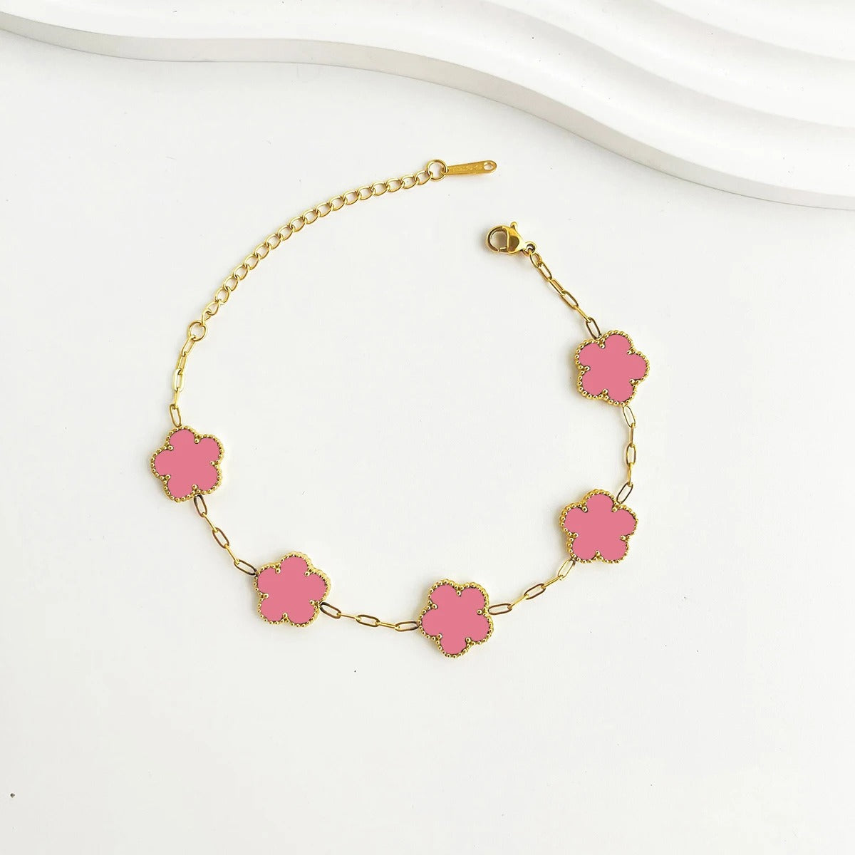 Flora Clover Bracelet (BUY 1 GET 2 FREE)