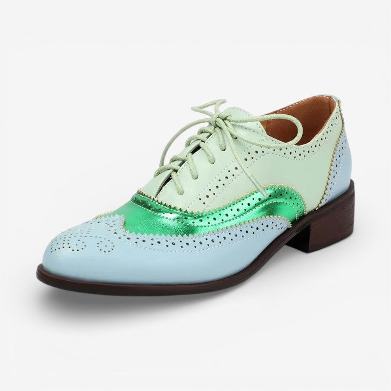 Mireya - Pointed toe shoes with lace up closure