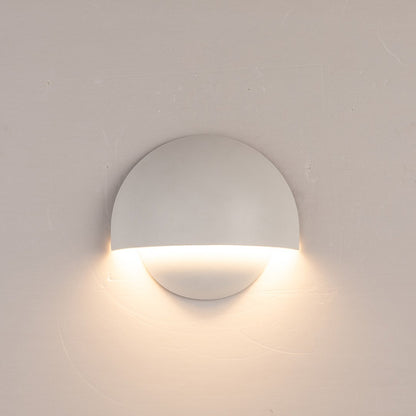 Lampa ścienna LED do ogrodu z przyjemnym, ciepłym blaskiem