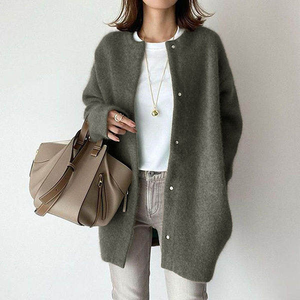 Madeline – Women’s Oversized Cardigan