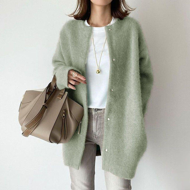 Madeline – Women’s Oversized Cardigan