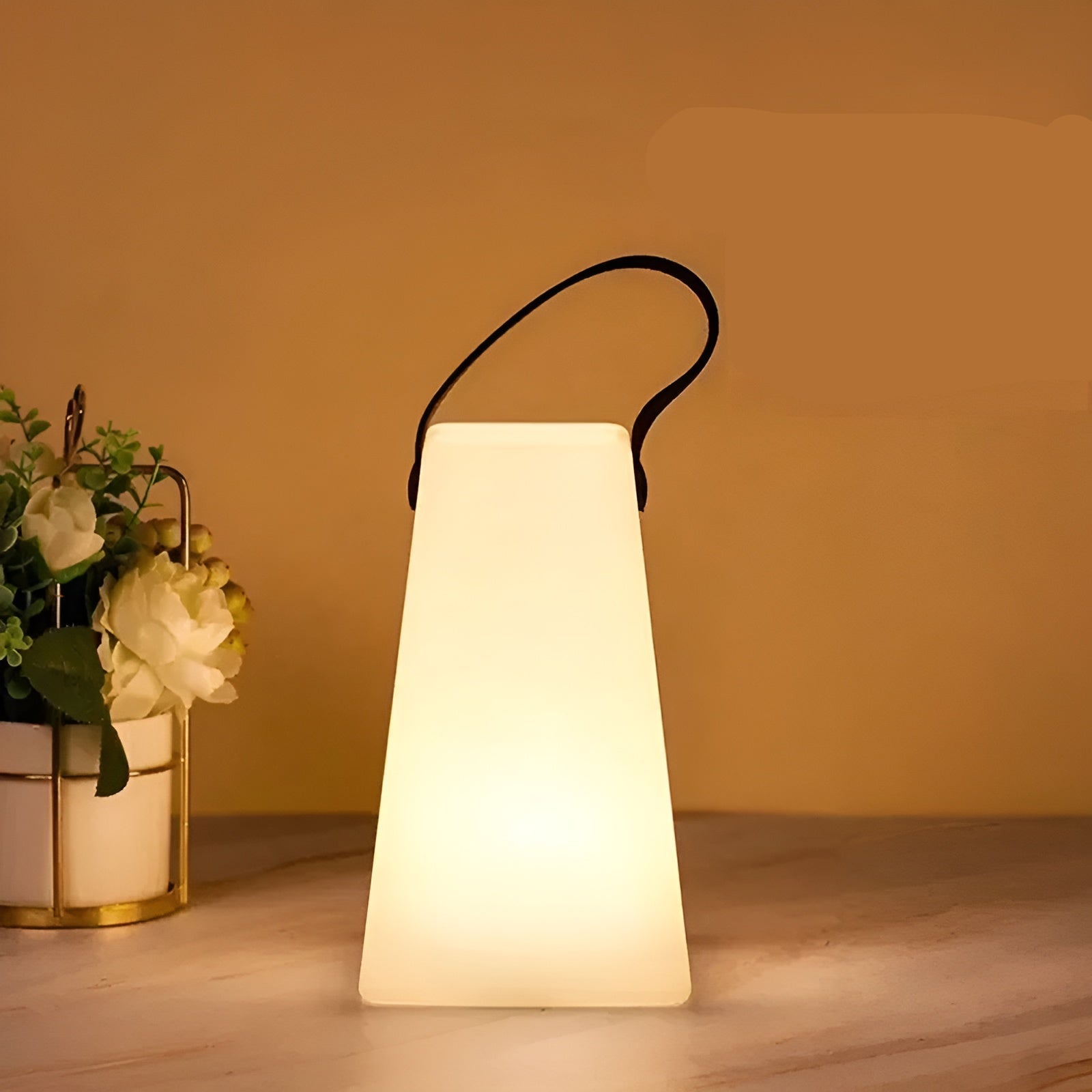 Wodoodporna Bezprzewodowa Lampa Stołowa LED do Użytku Wewnętrznego i Zewnętrznego - Lumora-Stożek-Trend Polska