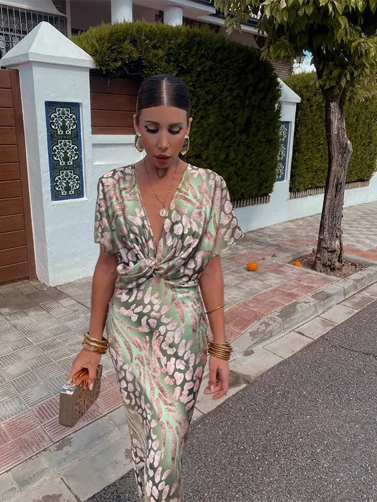 Image of Women's Printed Fit & Flare Midi Dress
