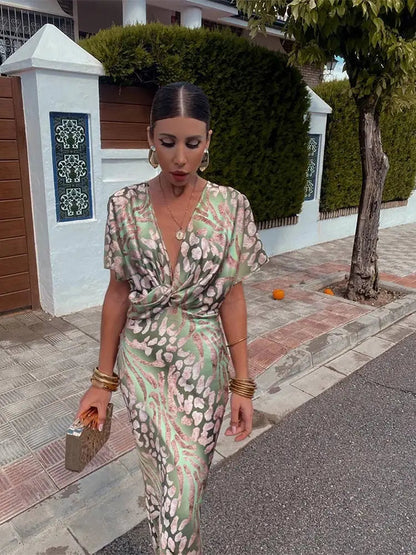 Image of Women's Printed Fit & Flare Midi Dress