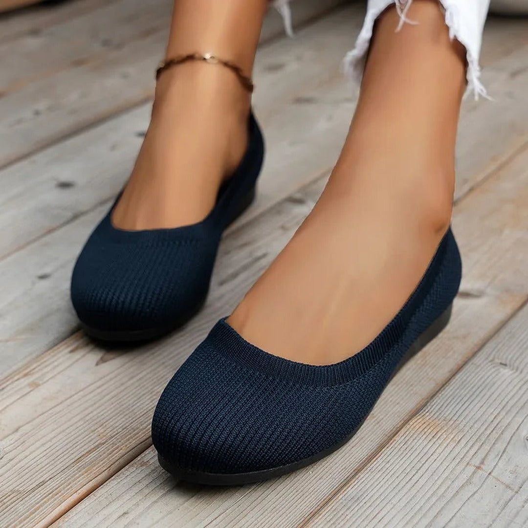 Women's Slip-On Ballet Flats with Round Toe and Ribbed-Texture Upper