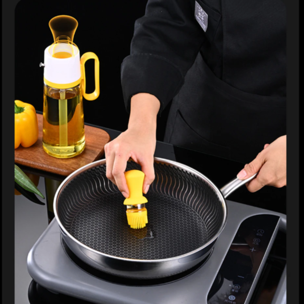 Oil Precision w/ Squeeze Brush™