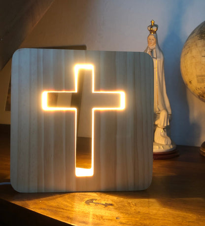 Lampe Chrétienne En Bois